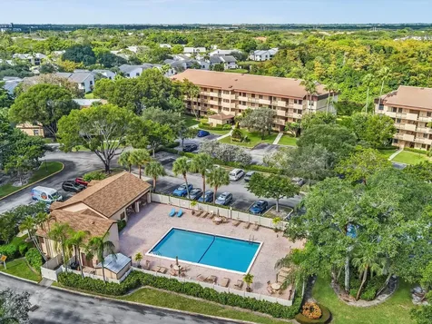 2659 N Carambola Circle Pompano Beach FL 33066