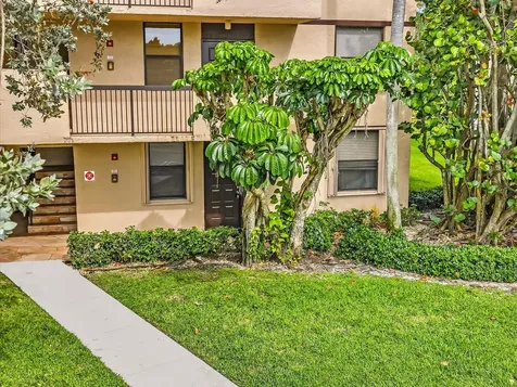 2659 N Carambola Circle Pompano Beach FL 33066