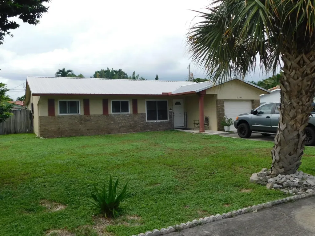 2233 NW 3rd Avenue Boca Raton FL 33431