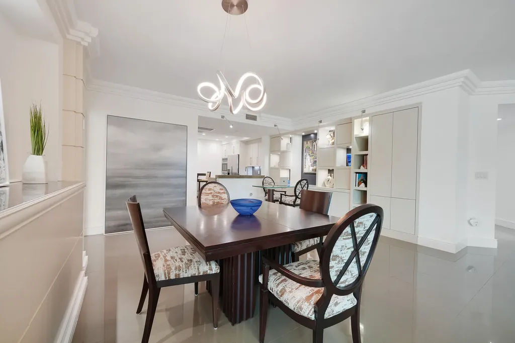 550 SE Mizner Boulevard Boca Raton FL 33432