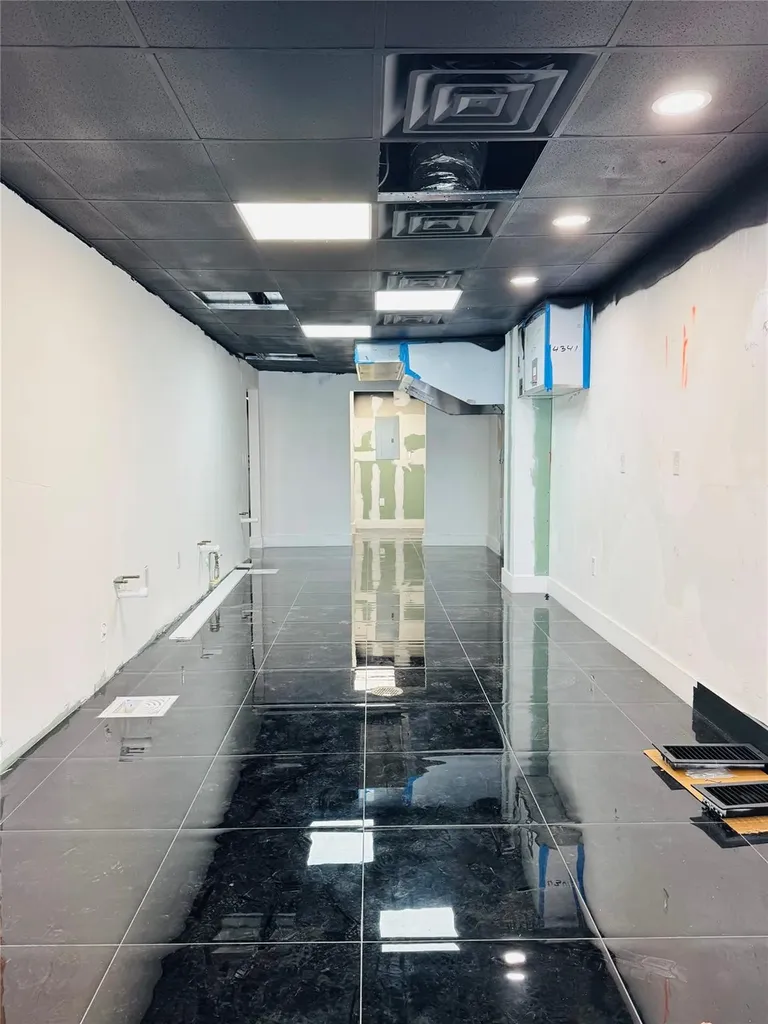 229 Commercial Boulevard Lauderdale By The Sea FL 33308