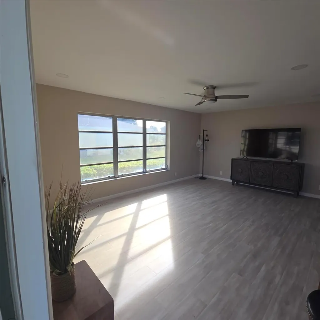 5385 Lakefront Boulevard Delray Beach FL 33484