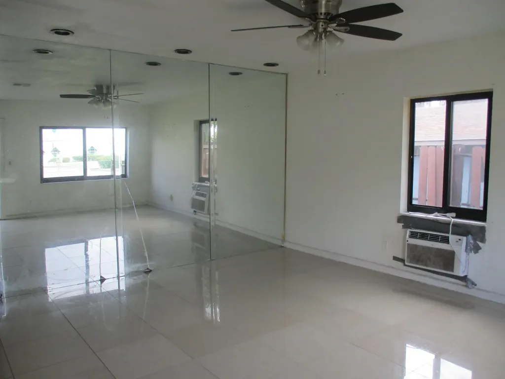 1220 NW 7th Terrace Fort Lauderdale FL 33311