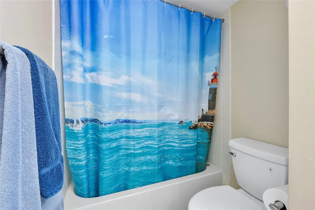 195 Deer Creek Boulevard Deerfield Beach FL 33442