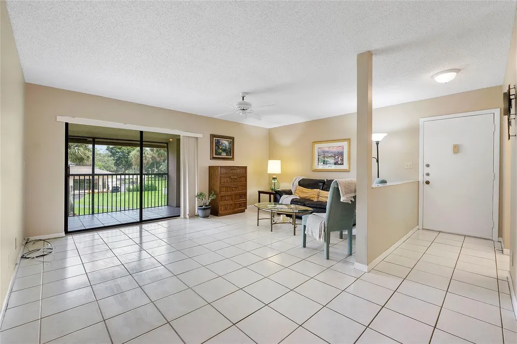 195 Deer Creek Boulevard Deerfield Beach FL 33442