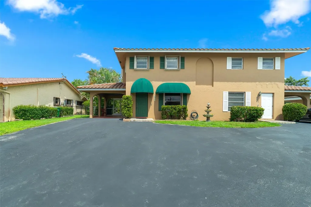 8939 NW 27th Street Coral Springs FL 33065