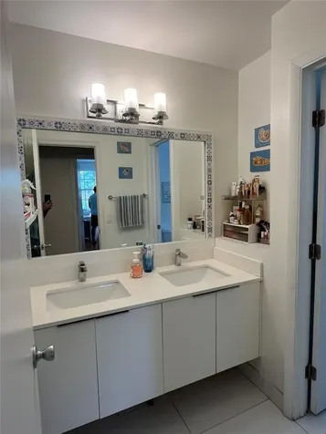 959 Azure Lane Weston FL 33326