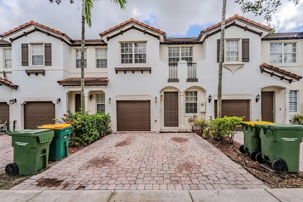 1137 NE 31st Terrace Homestead FL 33033