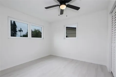 713 SW 4th Court Hallandale Beach FL 33009
