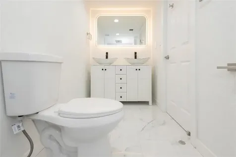 713 SW 4th Court Hallandale Beach FL 33009