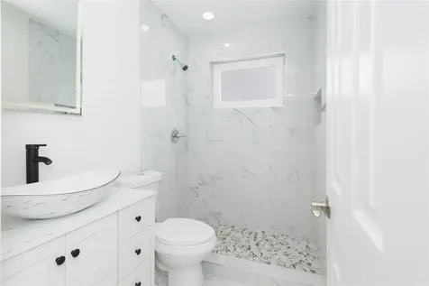 713 SW 4th Court Hallandale Beach FL 33009