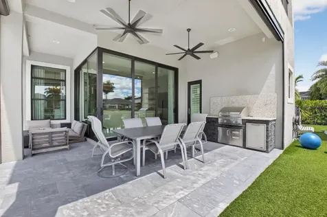9294 Biaggio Road Boca Raton FL 33496