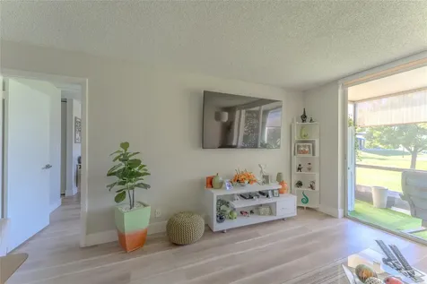 8900 Washington Boulevard Pembroke Pines FL 33025