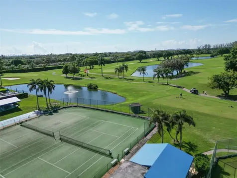 8900 Washington Boulevard Pembroke Pines FL 33025