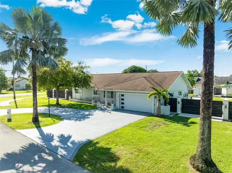 16200 SW 286th Street Homestead FL 33033