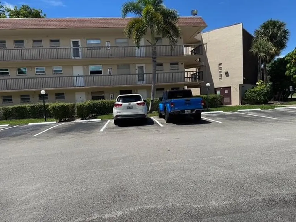 1801 NW 75th Avenue Plantation FL 33313