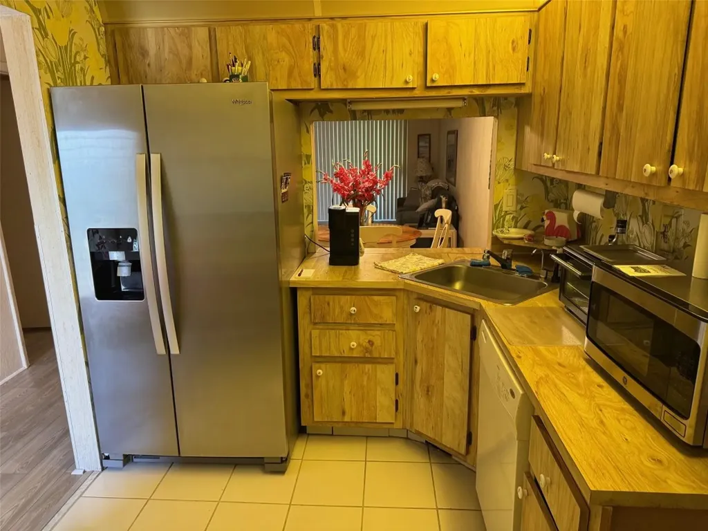 1801 NW 75th Avenue Plantation FL 33313