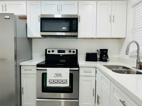 2871 E Sunrise Lakes Drive Sunrise FL 33322