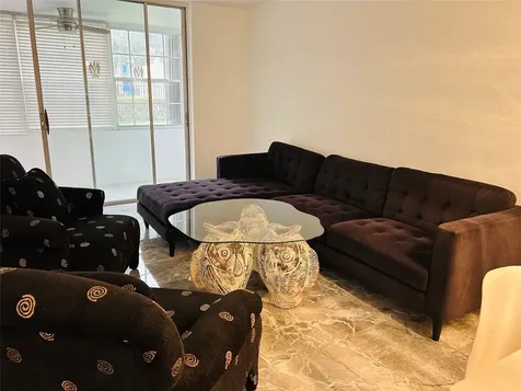 2871 E Sunrise Lakes Drive Sunrise FL 33322