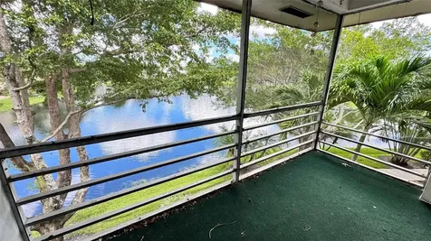 5103 NW 35th Street Lauderdale Lakes FL 33319