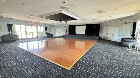 5103 NW 35th Street Lauderdale Lakes FL 33319