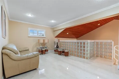 8235 NW 164th Street Miami Lakes FL 33016