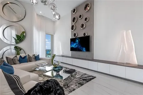 350 SE 2nd Street Fort Lauderdale FL 33301