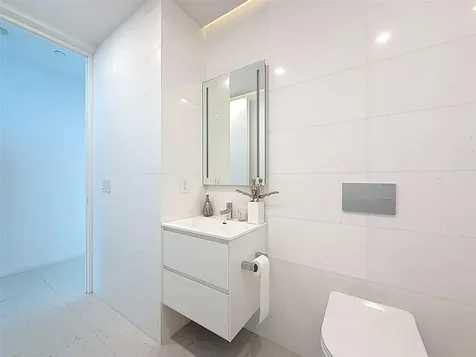 2000 S Ocean Drive Hallandale Beach FL 33009