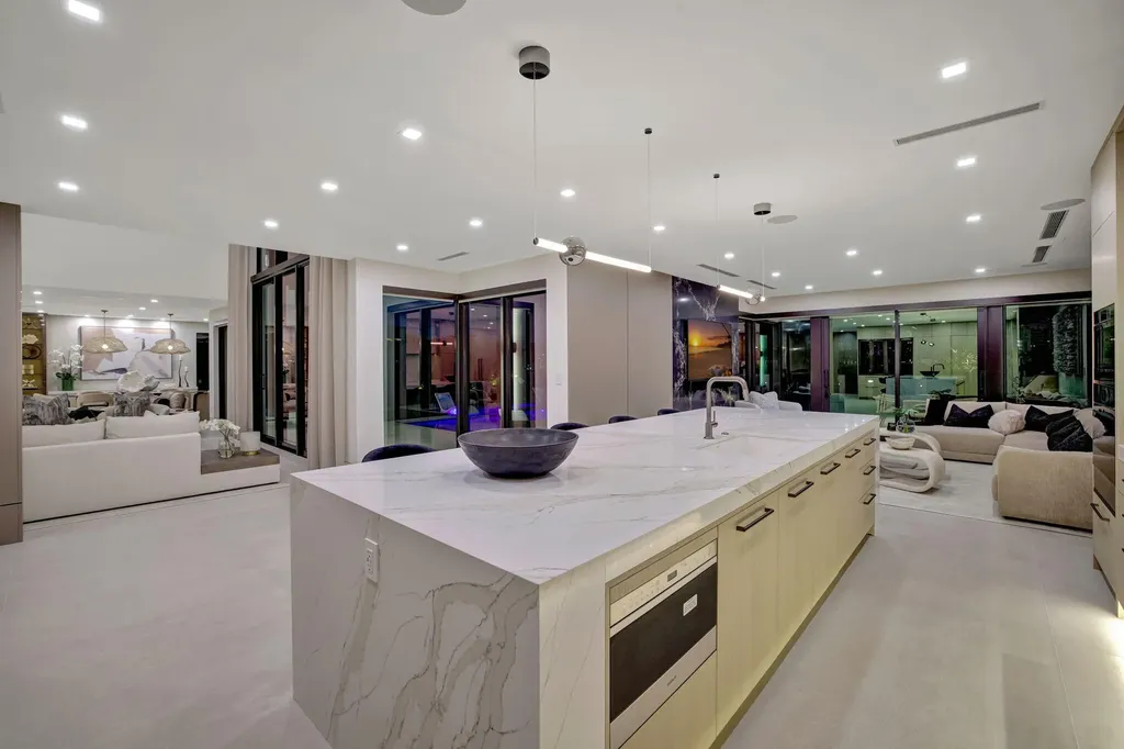 2533 Aqua Vista Boulevard Fort Lauderdale FL 33301