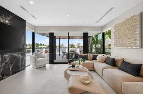 2533 Aqua Vista Boulevard Fort Lauderdale FL 33301