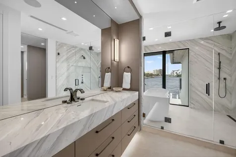 2533 Aqua Vista Boulevard Fort Lauderdale FL 33301