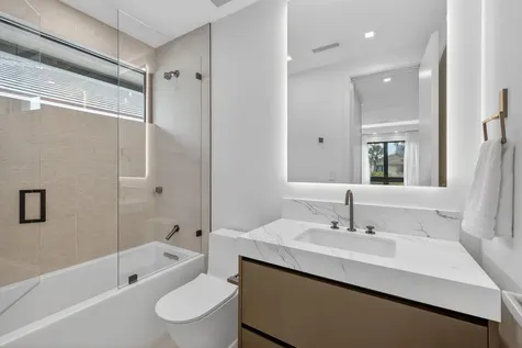 2533 Aqua Vista Boulevard Fort Lauderdale FL 33301