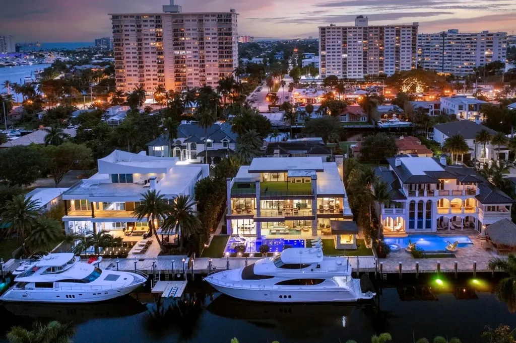 2437 Delmar Place Fort Lauderdale FL 33301