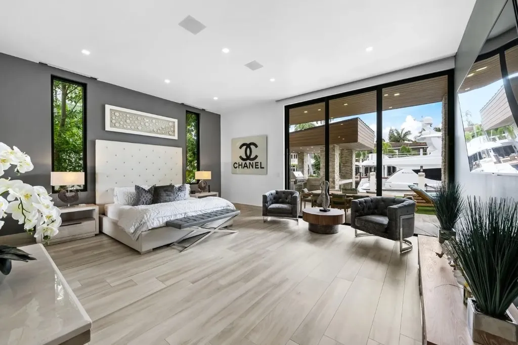 2437 Delmar Place Fort Lauderdale FL 33301