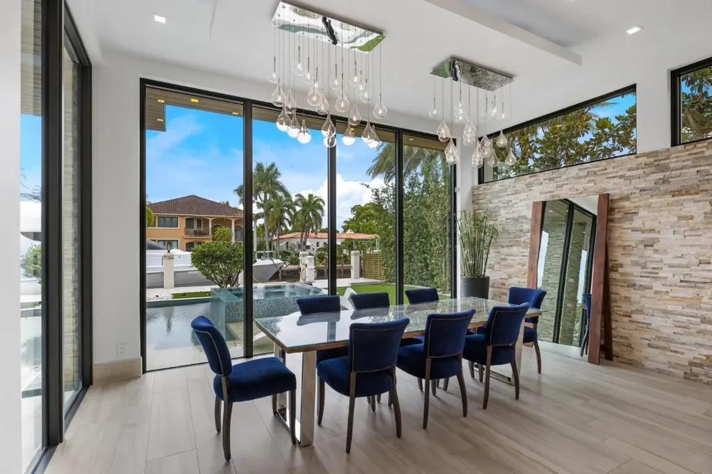 2437 Delmar Place Fort Lauderdale FL 33301