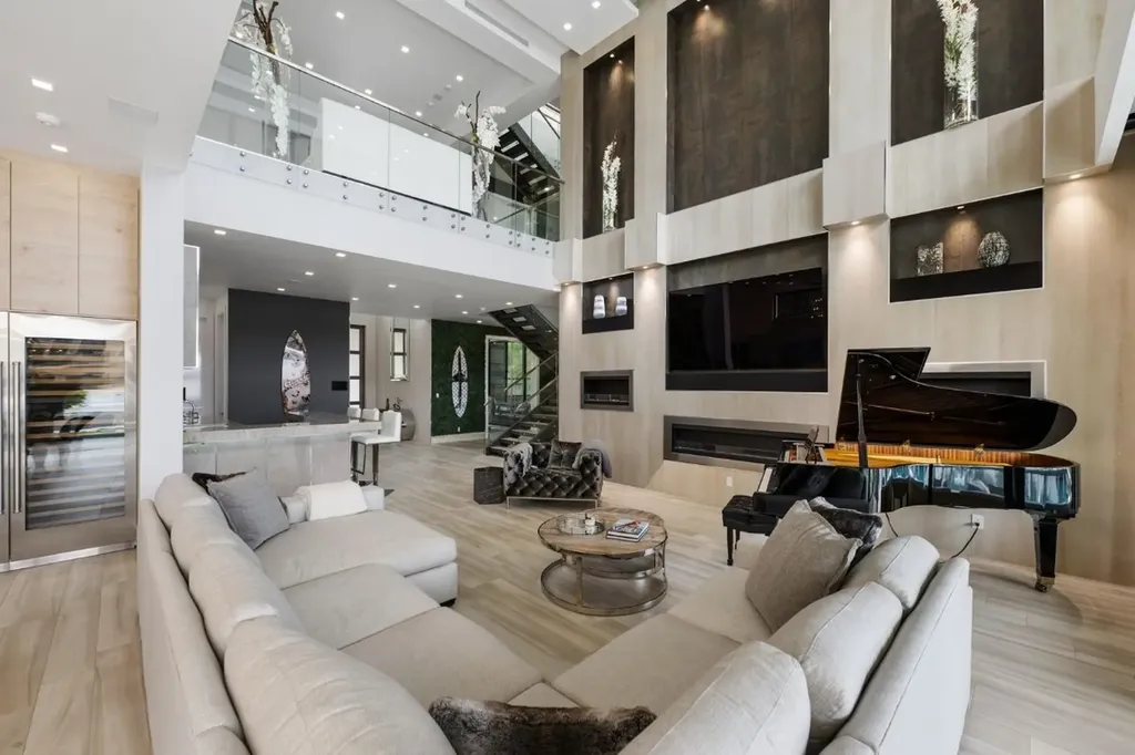 2437 Delmar Place Fort Lauderdale FL 33301