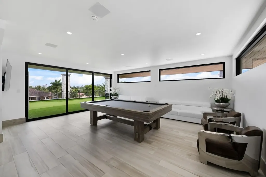 2437 Delmar Place Fort Lauderdale FL 33301