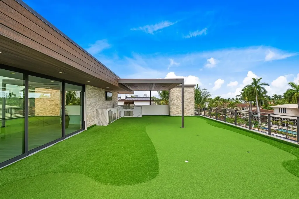 2437 Delmar Place Fort Lauderdale FL 33301