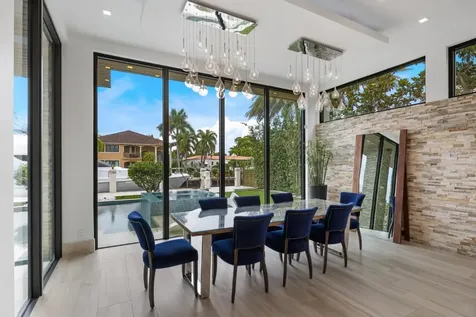 2437 Delmar Place Fort Lauderdale FL 33301
