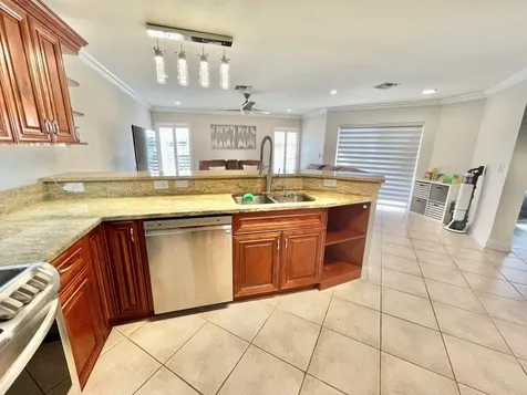 3350 Turtle Cove West Palm Beach FL 33411
