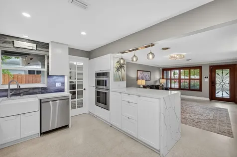 2407 NE 17th Terrace Wilton Manors FL 33305