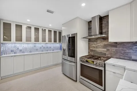 2407 NE 17th Terrace Wilton Manors FL 33305