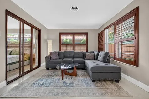2407 NE 17th Terrace Wilton Manors FL 33305