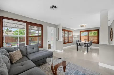 2407 NE 17th Terrace Wilton Manors FL 33305
