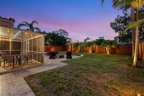 2407 NE 17th Terrace Wilton Manors FL 33305