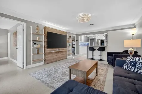 2407 NE 17th Terrace Wilton Manors FL 33305