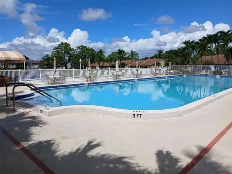 627 Sea Pine Way Greenacres FL 33415