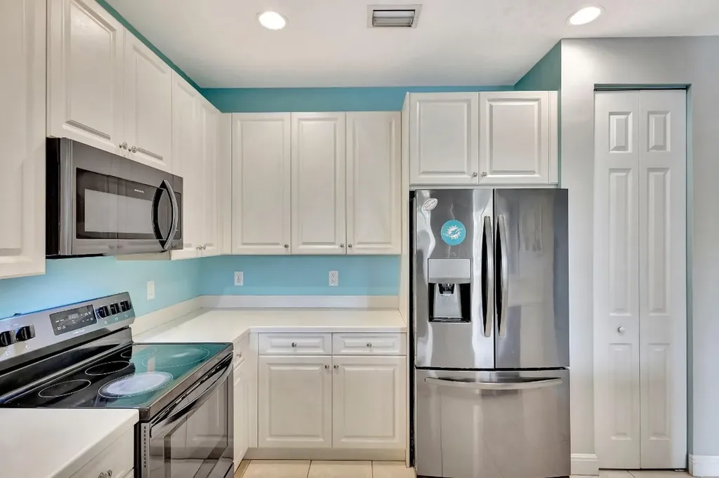115 Bella Vita Drive Royal Palm Beach FL 33411