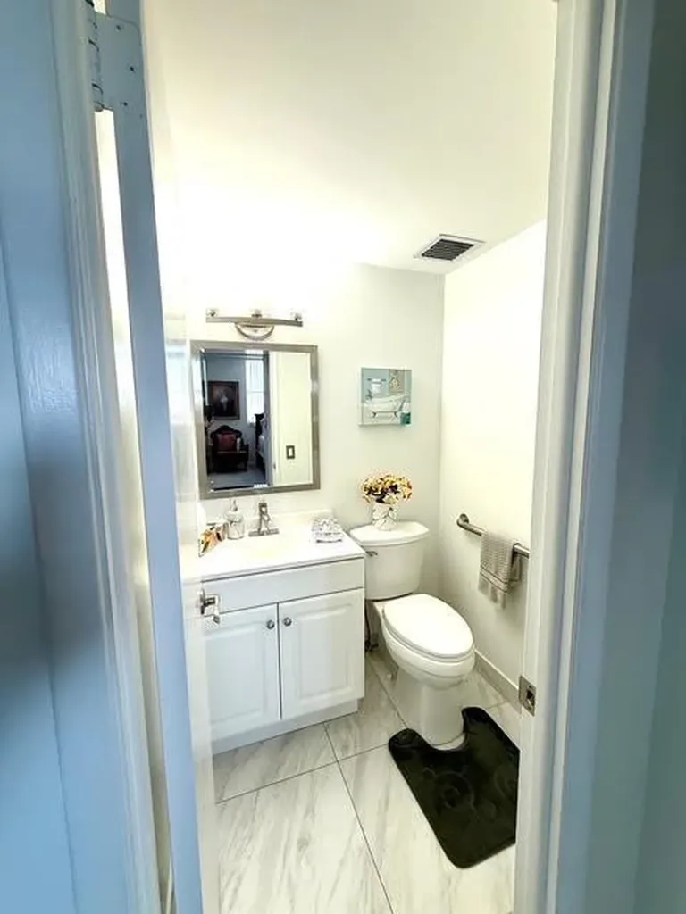 4330 Hillcrest Drive Hollywood FL 33021