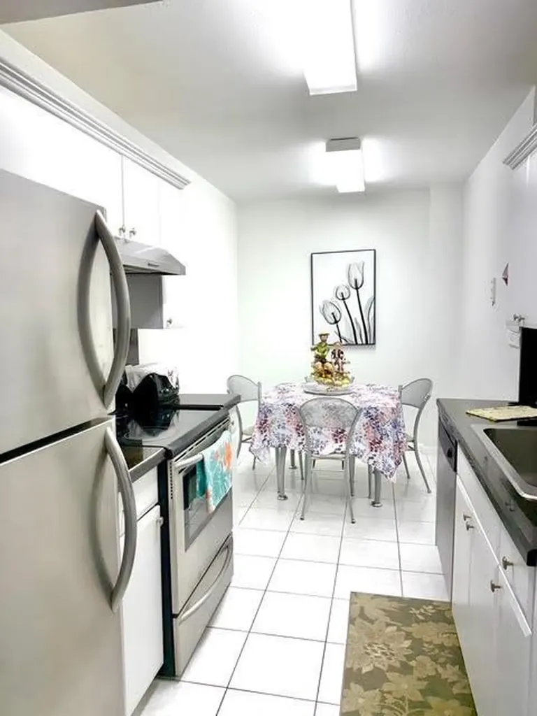 4330 Hillcrest Drive Hollywood FL 33021